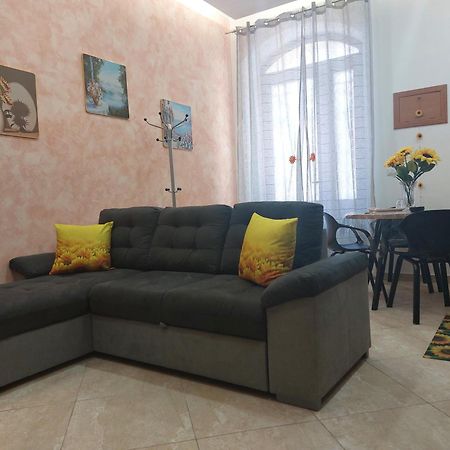 Appartamento Il Girasole ตาออร์มินา ภายนอก รูปภาพ